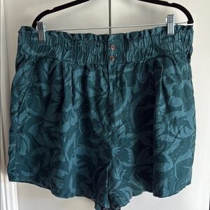 Madewell linen blend elastic waist shorts